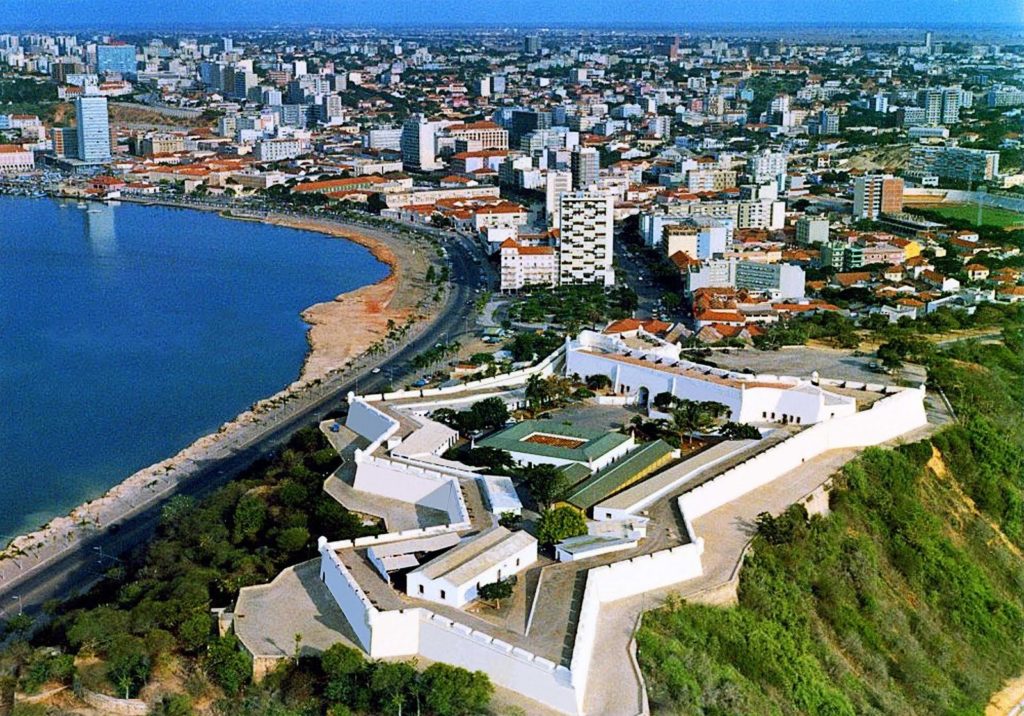 Купить дешевые Горящие туры в Анголу https://e-travelbot.ru/otdyx-v-angole/